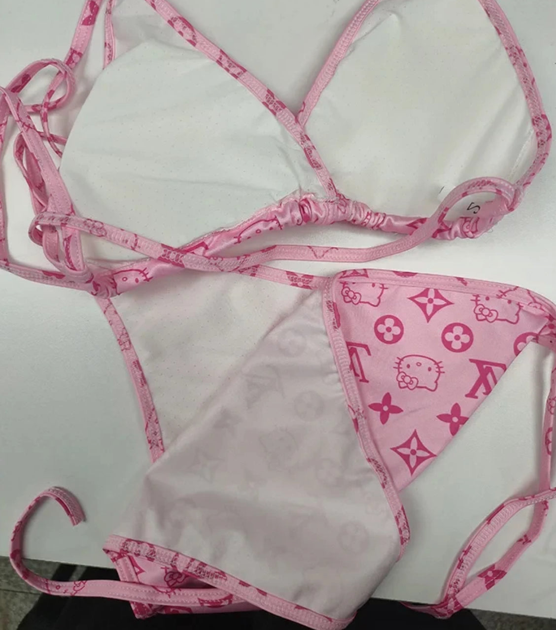 SANRIO HELLO KITTY BIKINI SET.