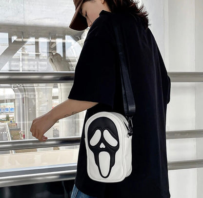 GHOST FACE CROSSBODY PURSE ‎