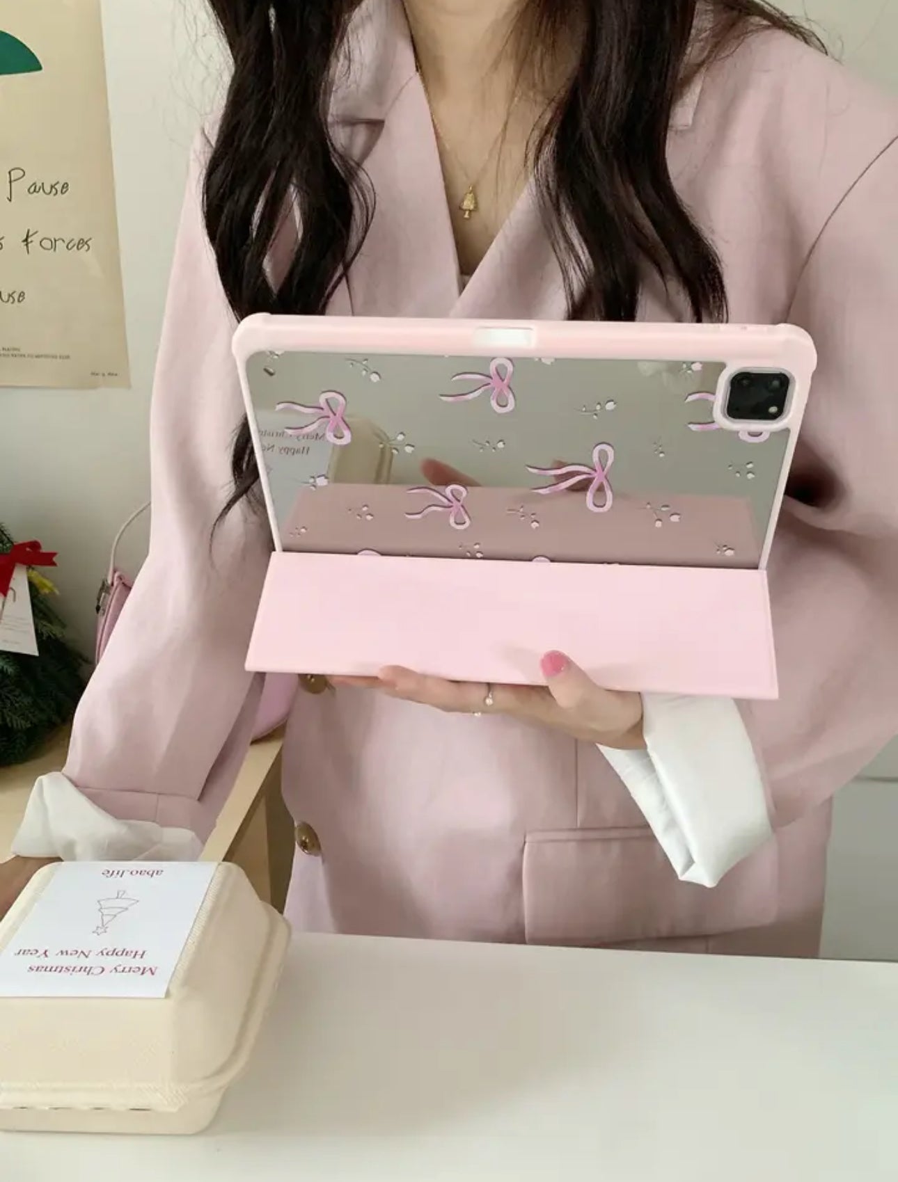 SILICONE BOW IPAD CASE ‎‎