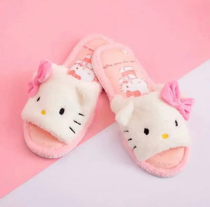 SANRIO HELLO KITTY SLIPPERS ‎!